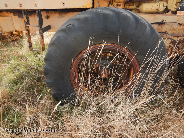 image for item DJ4876 Galion 118  motor grader