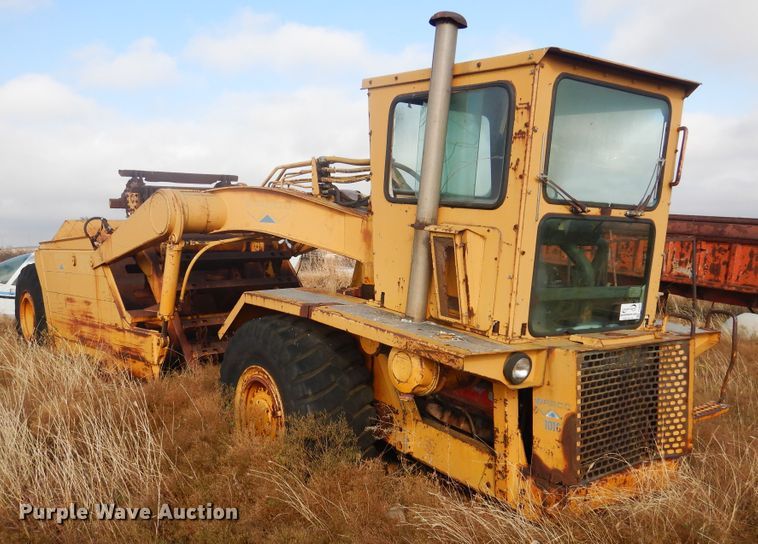 image for item DJ4878 Wabco 101G  elevating scraper