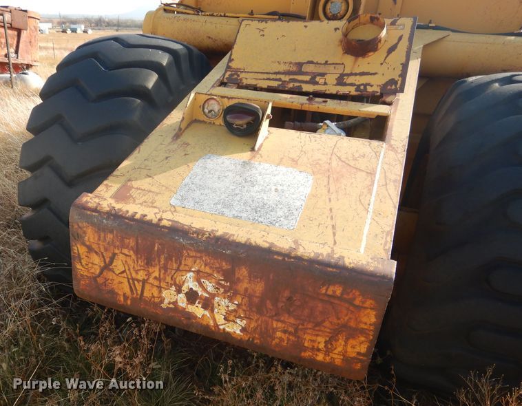 image for item DJ4878 Wabco 101G  elevating scraper