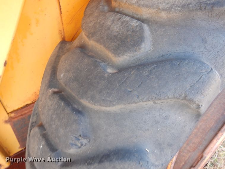 image for item DJ4878 Wabco 101G  elevating scraper