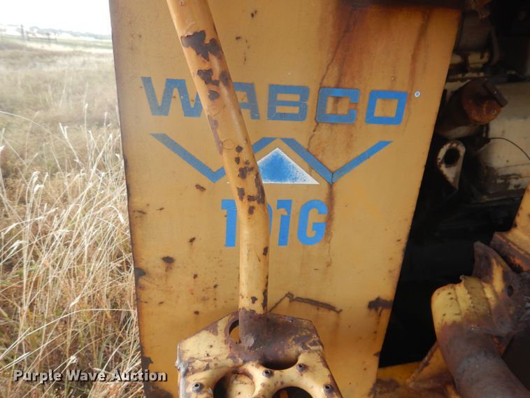 image for item DJ4878 Wabco 101G  elevating scraper