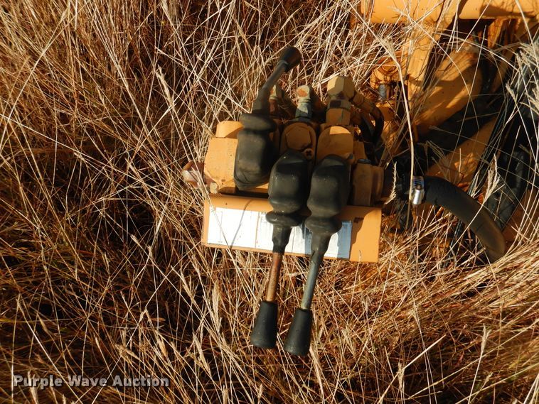 image for item DJ4880 1989 Case 760  cable