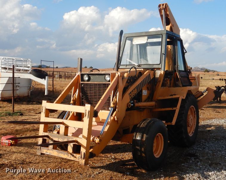 image for item DJ4882 1977 Case 680E  backhoe