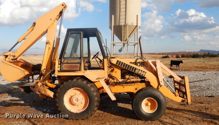 image for item DJ4882 1977 Case 680E  backhoe
