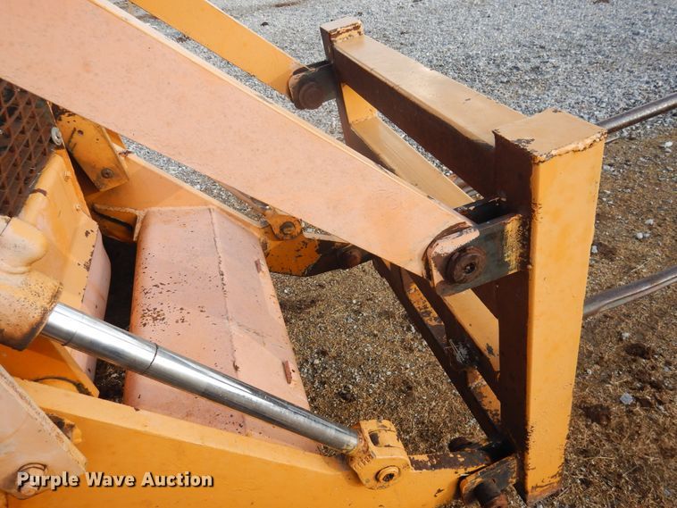 image for item DJ4882 1977 Case 680E  backhoe