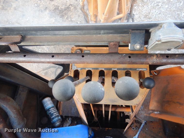 image for item DJ4882 1977 Case 680E  backhoe