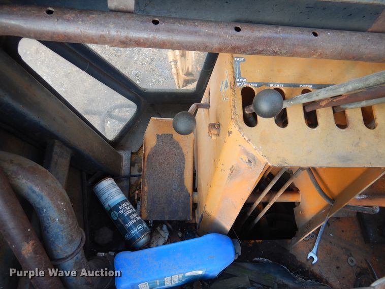 image for item DJ4882 1977 Case 680E  backhoe