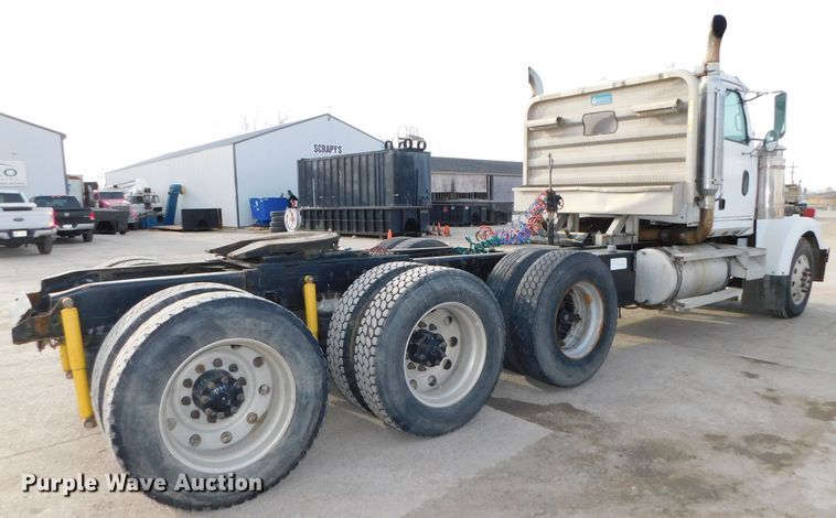 image for item DJ5898 1997 Western Star 4964EX  semi truck