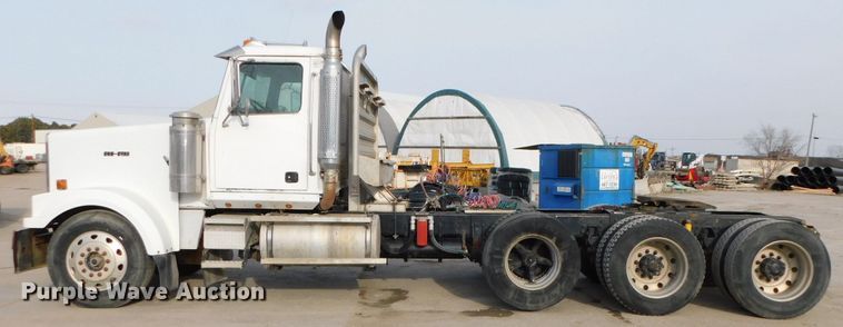 image for item DJ5898 1997 Western Star 4964EX  semi truck