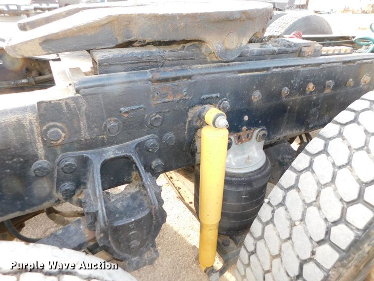 image for item DJ5898 1997 Western Star 4964EX  semi truck