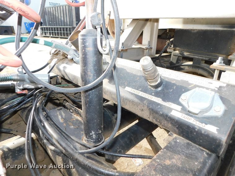 image for item DJ5898 1997 Western Star 4964EX  semi truck