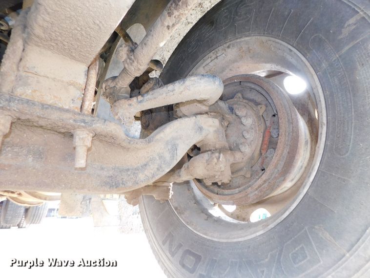 image for item DJ5898 1997 Western Star 4964EX  semi truck