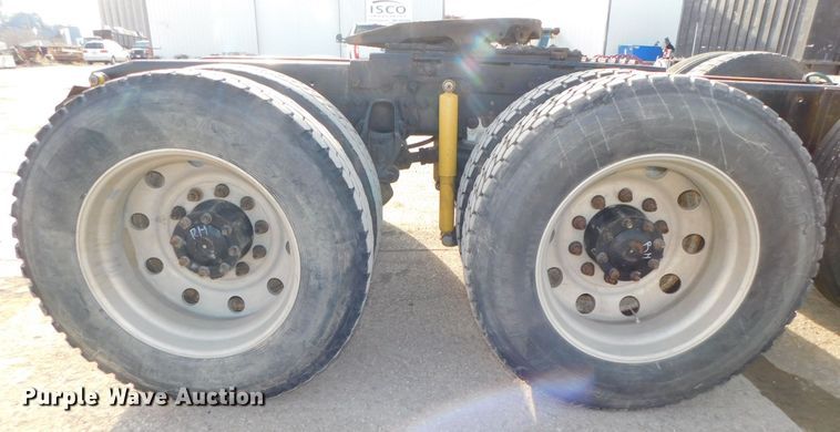 image for item DJ5898 1997 Western Star 4964EX  semi truck