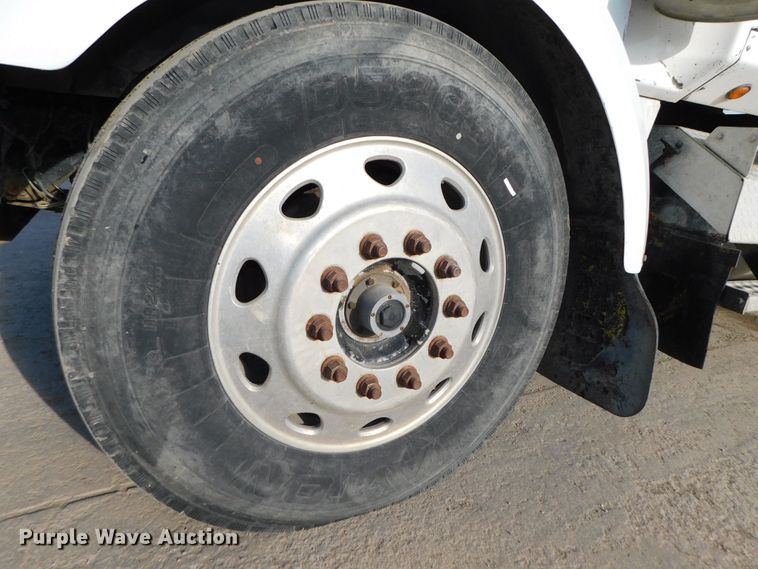 image for item DJ5898 1997 Western Star 4964EX  semi truck