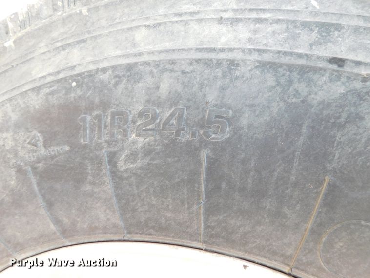 image for item DJ5898 1997 Western Star 4964EX  semi truck