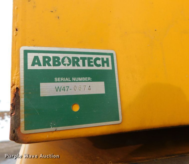 image for item DJ5911 2008 International 4300  chip bed truck