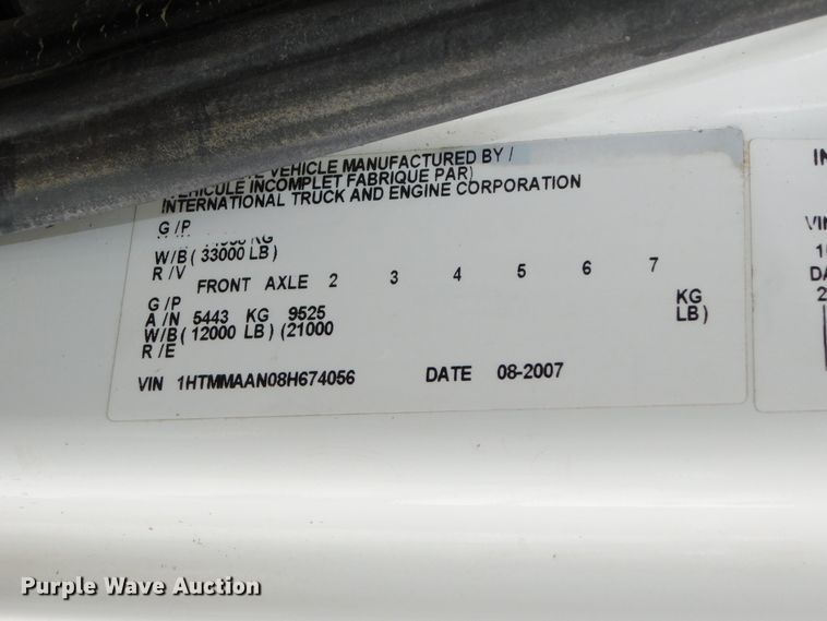 image for item DJ5911 2008 International 4300  chip bed truck