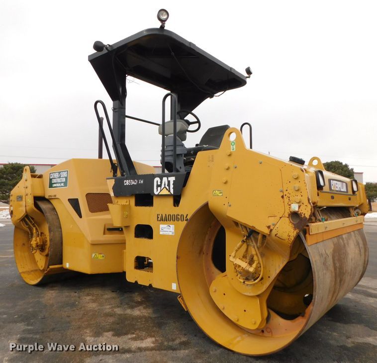 image for item DJ5912 2007 Caterpillar CB-534D XW  double drum roller