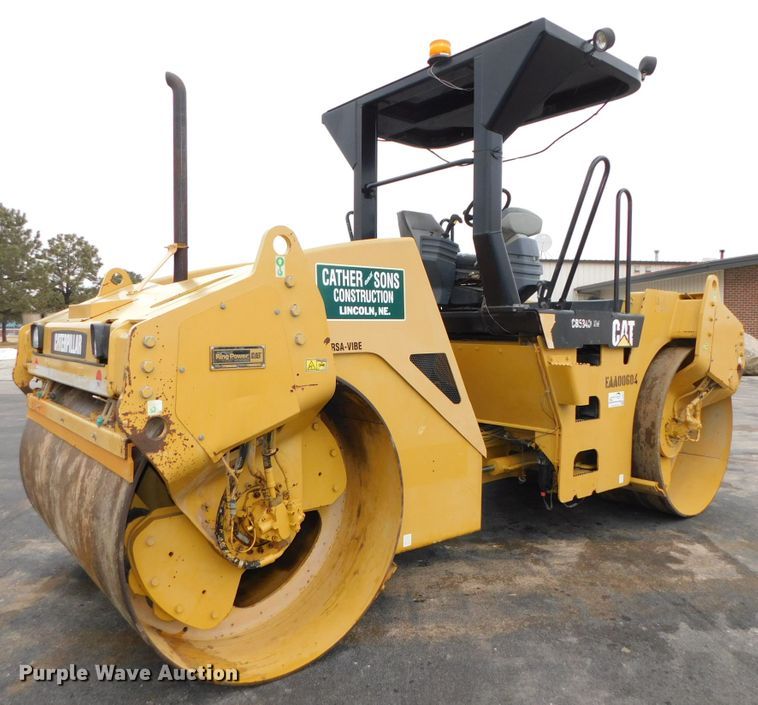 image for item DJ5912 2007 Caterpillar CB-534D XW  double drum roller