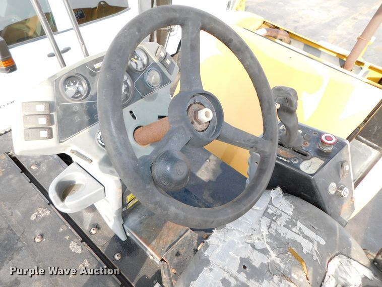 image for item DJ5912 2007 Caterpillar CB-534D XW  double drum roller