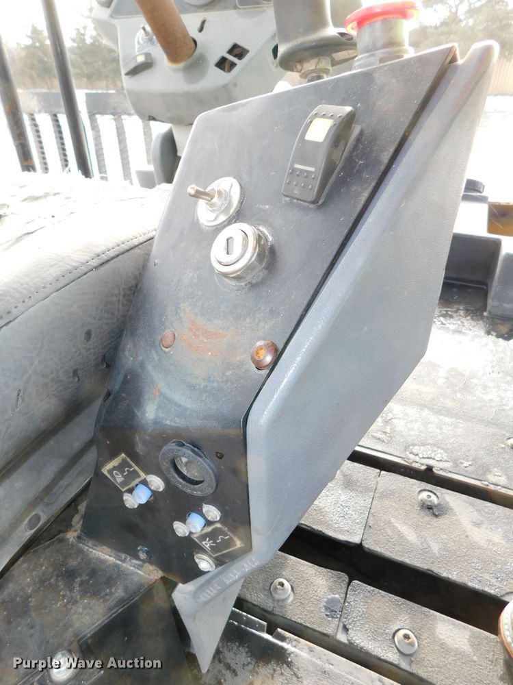 image for item DJ5912 2007 Caterpillar CB-534D XW  double drum roller