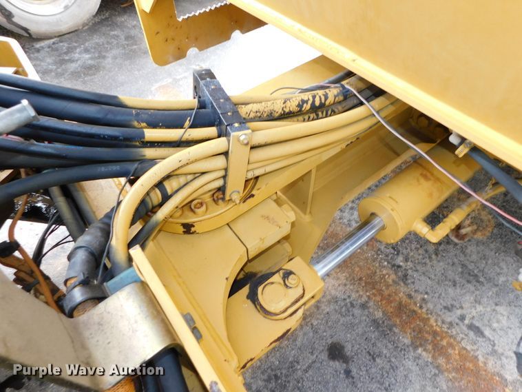 image for item DJ5912 2007 Caterpillar CB-534D XW  double drum roller