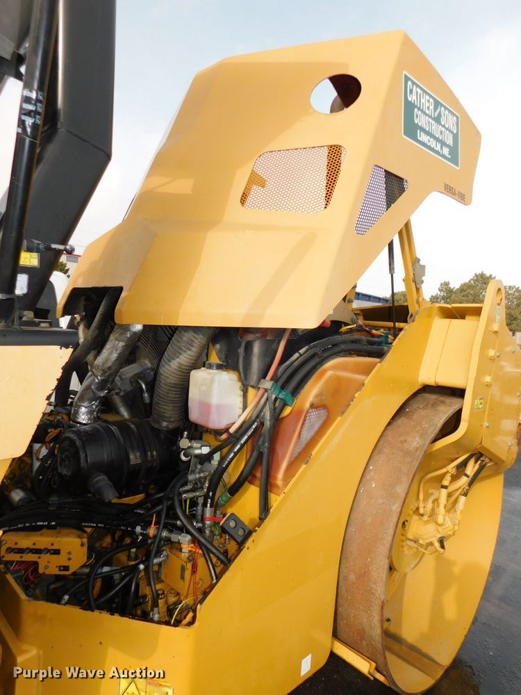 image for item DJ5912 2007 Caterpillar CB-534D XW  double drum roller