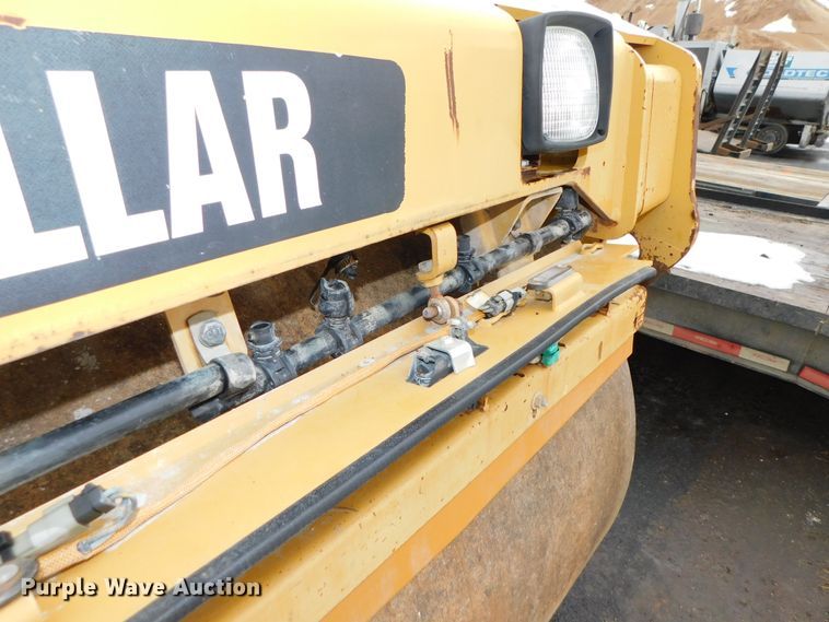 image for item DJ5912 2007 Caterpillar CB-534D XW  double drum roller