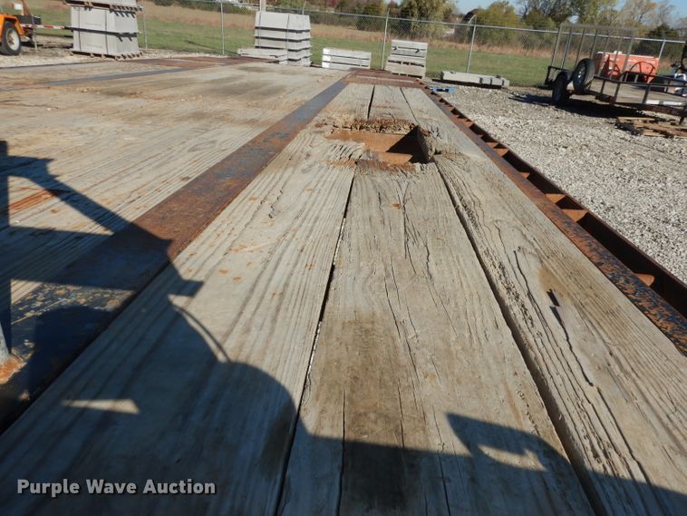 image for item DJ6948 2011 Elite equipment trailer