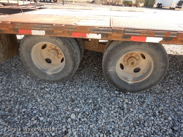 image for item DJ6948 2011 Elite equipment trailer