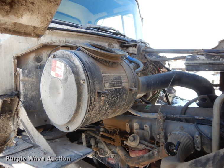 image for item DL2607 1992 Ford L8000  dump truck