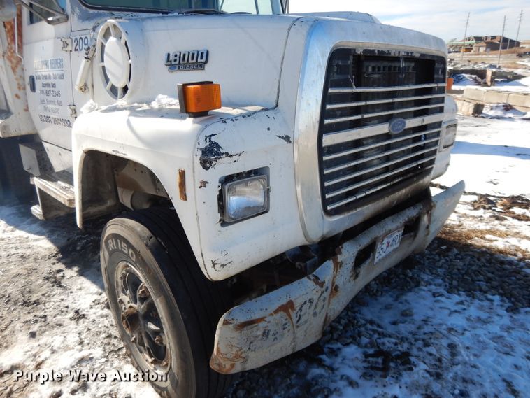 image for item DL2607 1992 Ford L8000  dump truck
