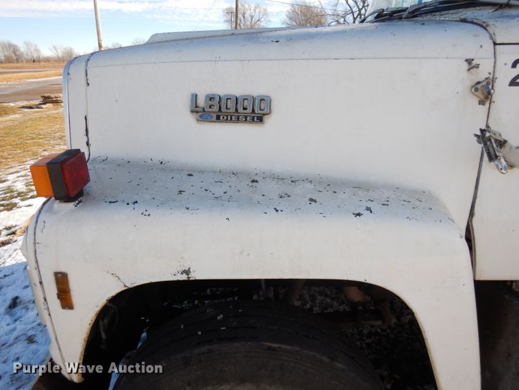 image for item DL2607 1992 Ford L8000  dump truck