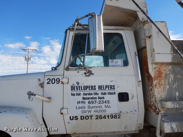 image for item DL2607 1992 Ford L8000  dump truck