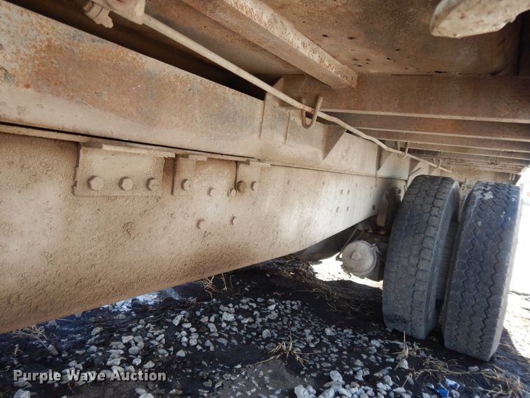 image for item DL2607 1992 Ford L8000  dump truck