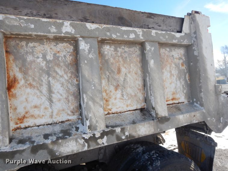 image for item DL2607 1992 Ford L8000  dump truck