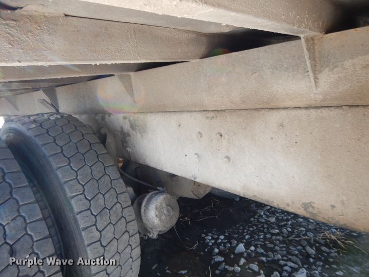 image for item DL2607 1992 Ford L8000  dump truck