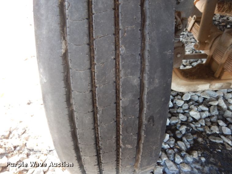 image for item DL2607 1992 Ford L8000  dump truck