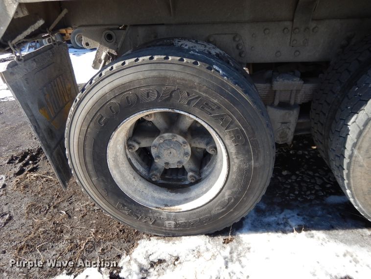 image for item DL2607 1992 Ford L8000  dump truck