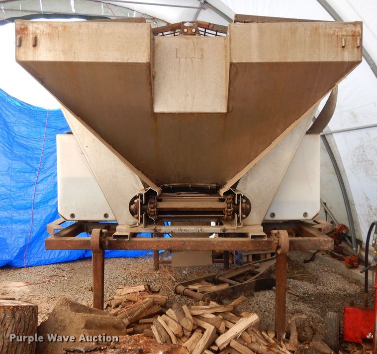 image for item DL2608 Monroe  spreader