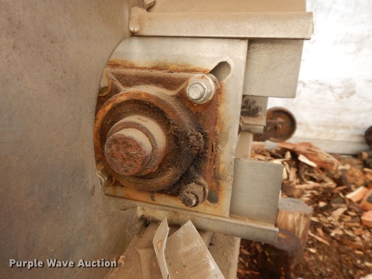 image for item DL2608 Monroe  spreader