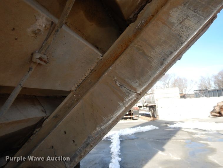 image for item DL2609 1986 Schien  end dump trailer