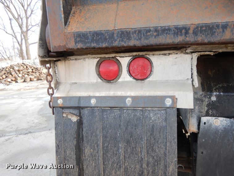 image for item DL2609 1986 Schien  end dump trailer