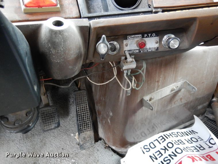 image for item DL2612 1982 Ford LT9000  dump truck