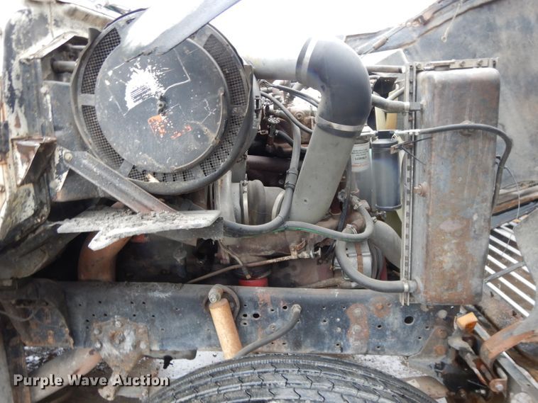 image for item DL2612 1982 Ford LT9000  dump truck