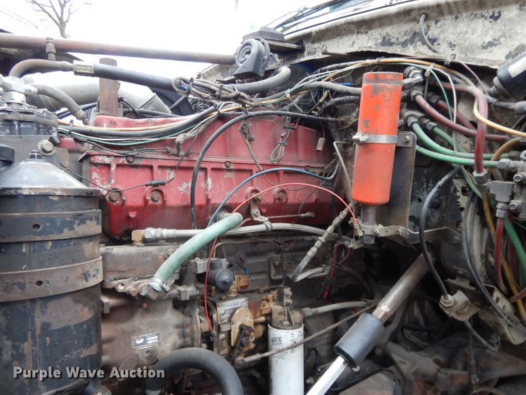 image for item DL2612 1982 Ford LT9000  dump truck