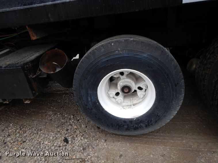 image for item DL2612 1982 Ford LT9000  dump truck