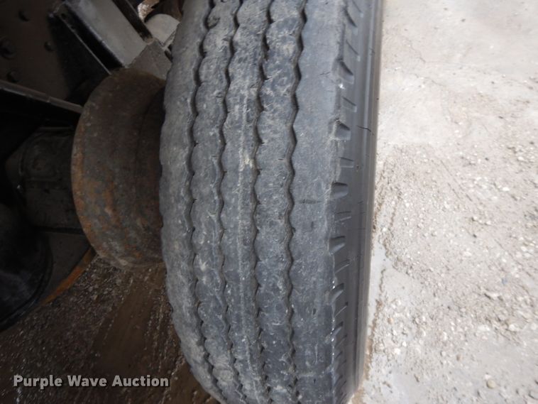 image for item DL2612 1982 Ford LT9000  dump truck