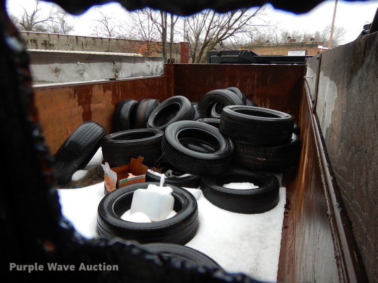 image for item DL2612 1982 Ford LT9000  dump truck