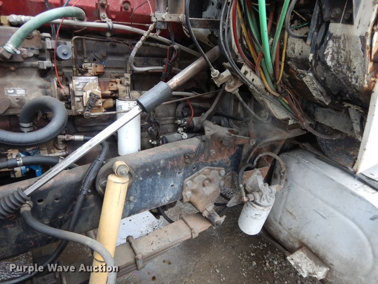 image for item DL2612 1982 Ford LT9000  dump truck